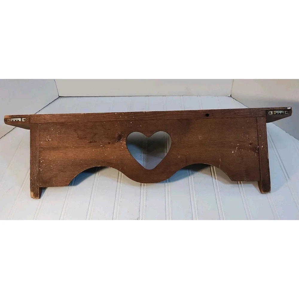 Vintage Heart Cut-out 23
